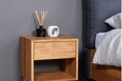 Приліжкова тумба Oaky